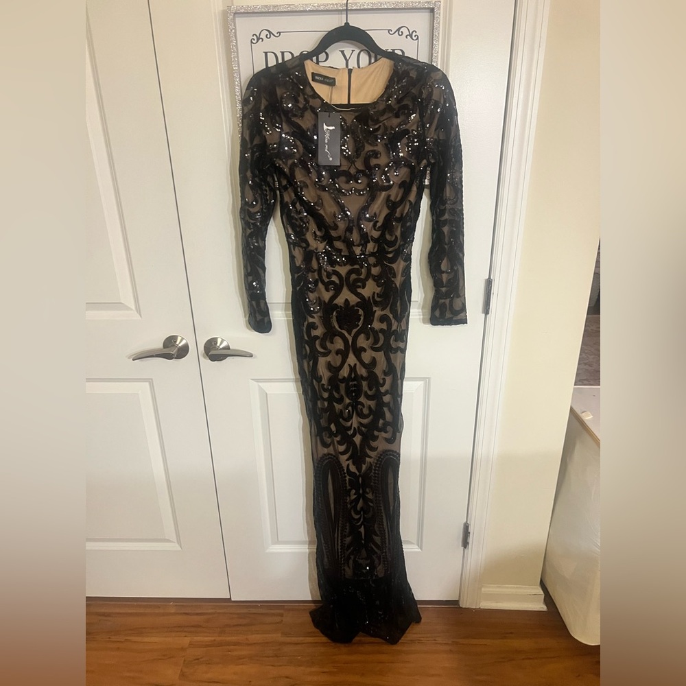 Miss Ord Elegant Black and Tan Sequin Dress